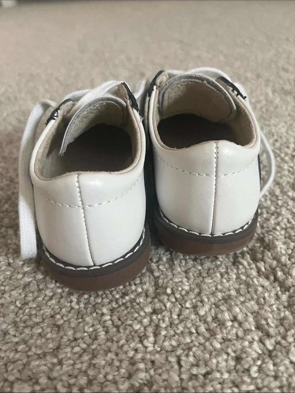 FootMates minor signs